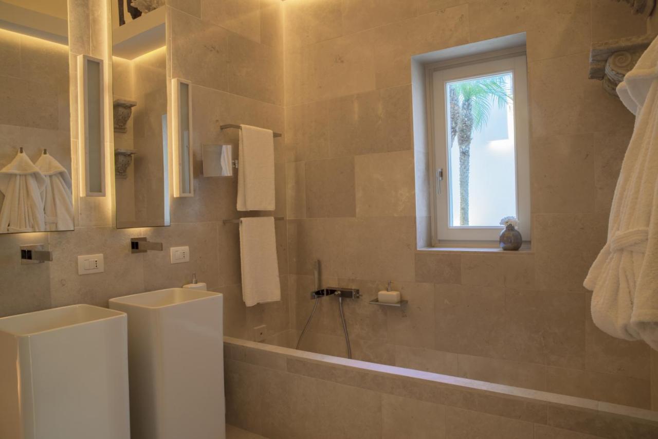 Palazzo Lecce - Epoca Collection Bed & Breakfast Exterior foto